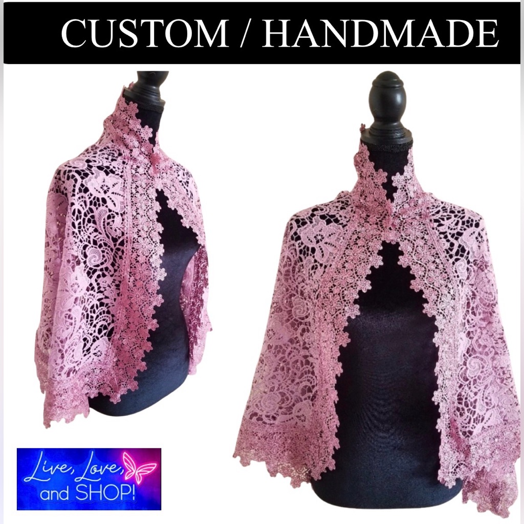 Handmade Lavender Lace Cape/Shawl/Wrap W/Neck Hook Closure, Euc
